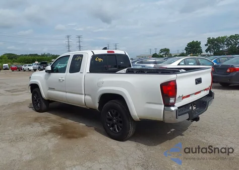 2021 Toyota Tacoma Sr5 V6 z USA, uszkodzony, nr VIN 3TYSZ5AN3MT049514